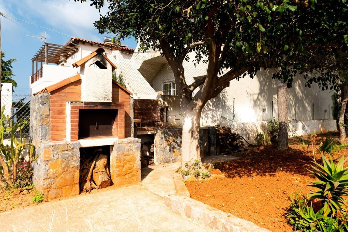 Villa Thalia กูเวส ภายนอก รูปภาพ